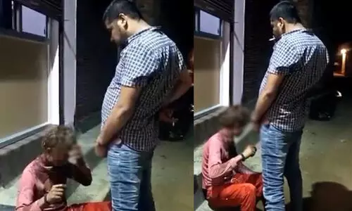 ഗോത്രവർഗക്കാരന്റെ മുഖത്ത് മൂത്രമൊഴിച്ച് ബി.ജെ.പി നേതാവ്; പ്രതിഷേധം