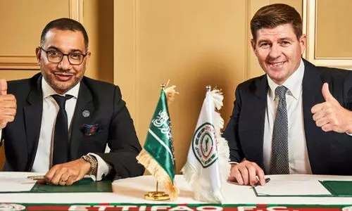 ഇത്തിഫാഖ് പരിശീലകനായി സ്റ്റീവൻ ജെറാർഡ്