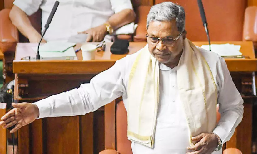 തെരഞ്ഞെടുപ്പ് വാഗ്ദാനം: സഭയിൽ ഭരണ-പ്രതിപക്ഷ വാക് പ്പോര് തെരഞ്ഞെടുപ്പ് വാഗ്ദാനം: സഭയിൽ ഭരണ-പ്രതിപക്ഷ വാക് പ്പോര്