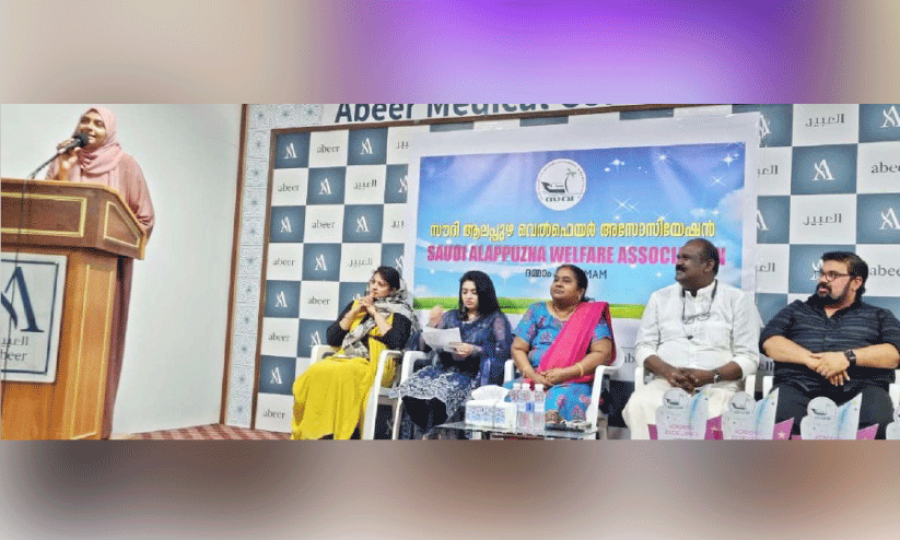 വിദ്യാർഥികളെ ‘സവ’ അനുമോദിച്ചു വിദ്യാർഥികളെ ‘സവ’ അനുമോദിച്ചു