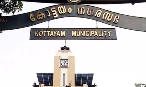 ‘കുത്തഴിഞ്ഞ’ നഗരസഭക്ക്​​ കുരുക്ക്​; ജീവനക്കാർക്ക്​ കൂട്ടസ്ഥലം മാറ്റം