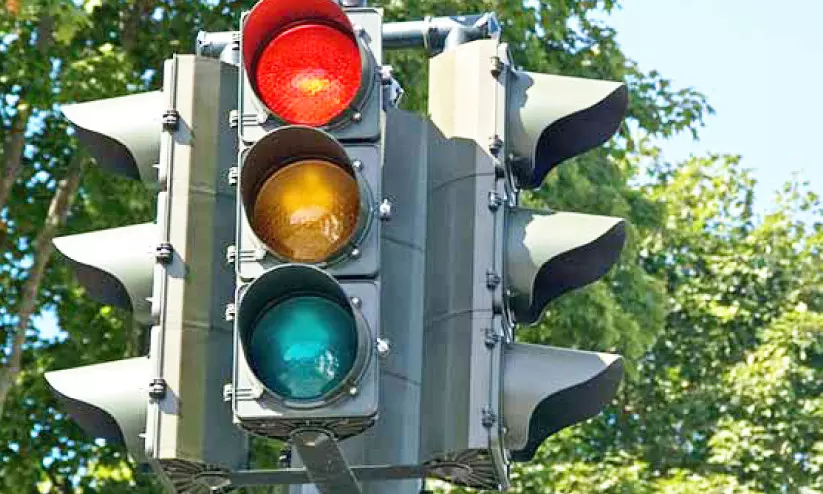 റോഡിൽ നിയമം തെറ്റിക്കേണ്ട; ഇന്നുമുതൽ പിഴയേറും റോഡിൽ നിയമം തെറ്റിക്കേണ്ട; ഇന്നുമുതൽ പിഴയേറും