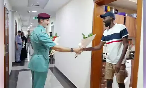 അ​ജ്മാ​ന്‍ കെ​ട്ടി​ട​ത്തി​ലെ തീ​പി​ടി​ത്തം: താ​മ​സ​ക്കാ​ർ മ​ട​ങ്ങി​യെ​ത്തി