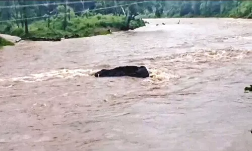 കനത്ത മഴ: മുണ്ടേരി വനത്തിലെ ആദിവാസി കുടുംബങ്ങള്‍ ഒറ്റപ്പെട്ടു