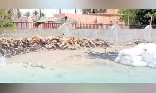 അ​ന​ധി​കൃ​ത ക​രി ഉ​ൽ​പാ​ദ​നം; പ്ര​വാ​സി തൊ​ഴി​ലാ​ളി​ക​ൾ പി​ടി​യി​ൽ