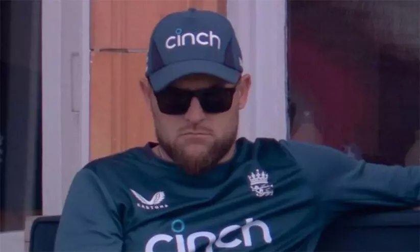 ആഷസ് ടെസ്റ്റ്: മക്കല്ലത്തിന് സ്റ്റേഡിയത്തിനകത്തേക്ക് പ്രവേശനം നിഷേധിച്ചു, ദേഷ്യപ്പെട്ട് താരം ആഷസ് ടെസ്റ്റ്: മക്കല്ലത്തിന് സ്റ്റേഡിയത്തിനകത്തേക്ക് പ്രവേശനം നിഷേധിച്ചു, ദേഷ്യപ്പെട്ട് താരം