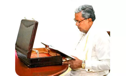 സിദ്ധുവിന്റെ രാഷ്ട്രീയ ബജറ്റ്