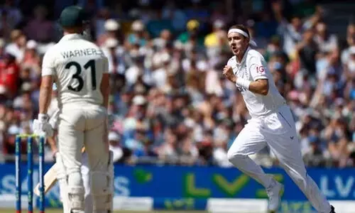 വാർണർ 17ാമതും പുറത്ത്- ബ്രോഡിനൊപ്പം കക്ഷിചേർന്ന് പുലിവാലുപിടിച്ച് പിതാവ്