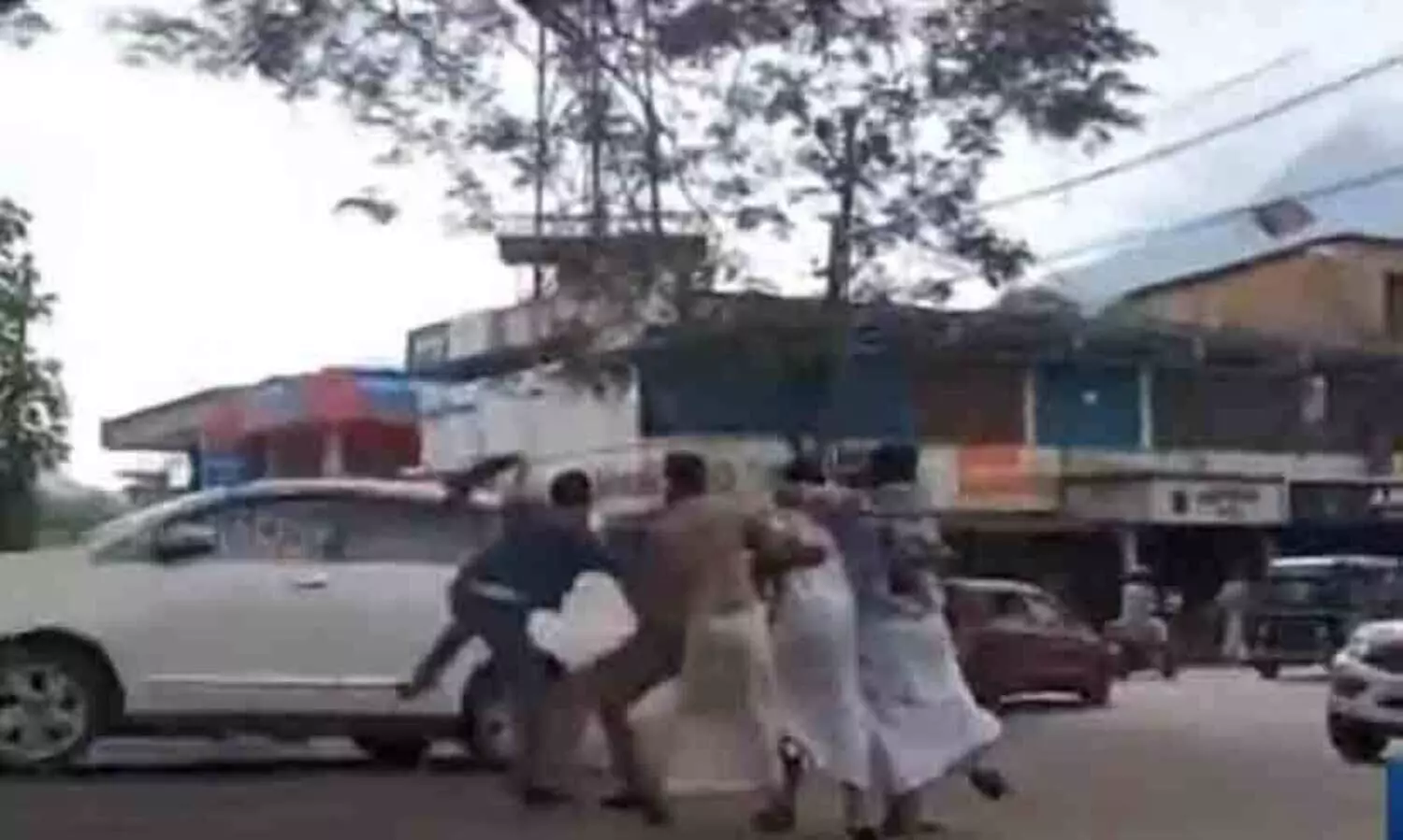 മന്ത്രി ശിവൻകുട്ടിക്ക് നേരെ കരിങ്കൊടി; നാല് യൂത്ത് ലീഗ് പ്രവർത്തകർ അറസ്റ്റിൽ