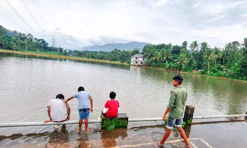അ​ഞ്ചി​രി​പ്പാ​ടം വെ​ള്ള​ത്തി​ൽ