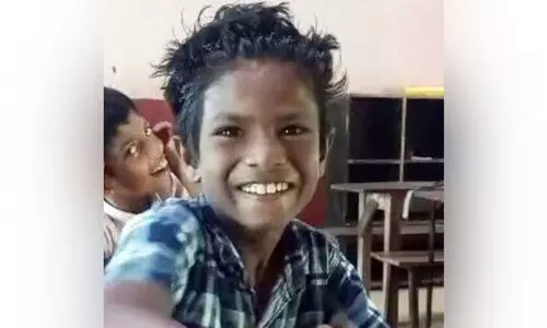 ലാല്ലേ ലാല്ലേ    ലാല്ലാല്ലി ലാല്ലേ...