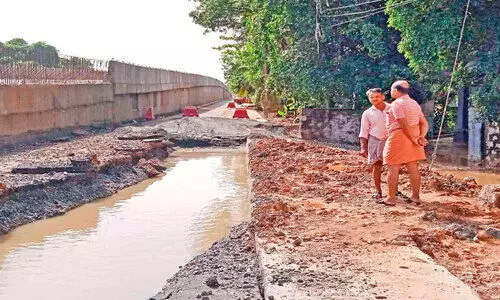 മുഴപ്പിലങ്ങാട് വെള്ളക്കെട്ട്; വൈദ്യുതി പുനഃസ്ഥാപിക്കാനുള്ള നടപടി തുടങ്ങി