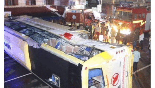 കണ്ണൂരിൽ ബസ്സും ലോറിയും കൂട്ടിയിടിച്ച് ഒരാൾ മരിച്ചു; 24 പേർക്ക് പരിക്ക്