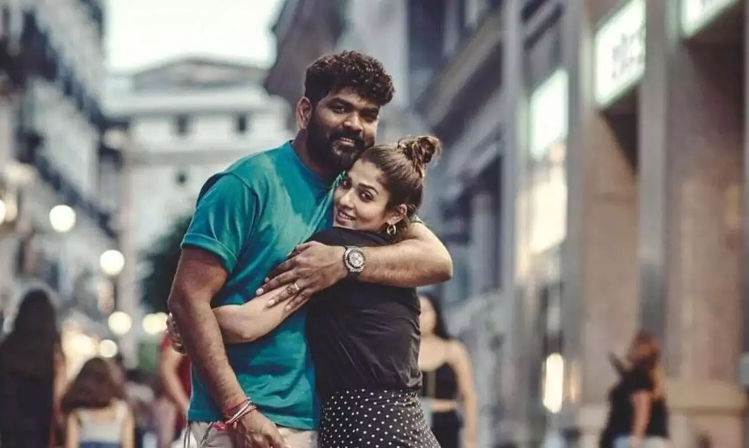 Vignesh Shivan congratulates Nayanthara on dream debut with SRK in Jawan