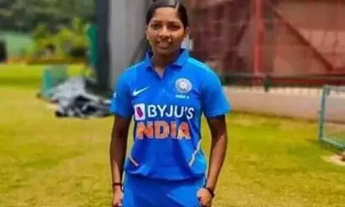 രണ്ട് വിക്കറ്റ്, നേരിട്ട ആദ്യ പന്തിൽ ബൗണ്ടറി; മിന്നു മിന്നിയ മത്സരത്തിൽ ജയം പിടിച്ച് ഇന്ത്യ