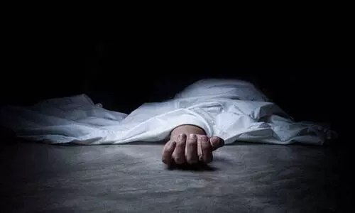 പൊട്ട് തൊട്ടതിന് അധ്യാപിക അടിച്ചു; ഝാർഖണ്ഡിൽ പത്താം ക്ലാസ് വിദ്യാർഥിനി ജീവനൊടുക്കി