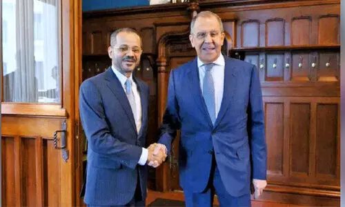 സുൽത്താന്‍റെ സന്ദേശം റഷ്യൻ പ്രസിഡന്‍റിന്​ കൈമാറി