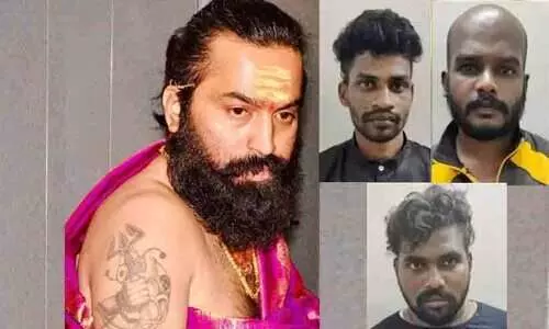 ‘മറ്റൊരു ഹിന്ദു പുരോഹിതനെ കൂടി വധിച്ചു’ -ബംഗളൂരു ഇരട്ടക്കൊല വർഗീയവത്കരിച്ച് സംഘ്പരിവാർ അനുകൂലികളുടെ വ്യാജപ്രചാരണം