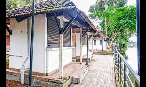 താഴത്തങ്ങാടിയിലെ ടൂറിസം ഹട്ടുകളിൽ പുതിയ ഭക്ഷണശാല വരുന്നു