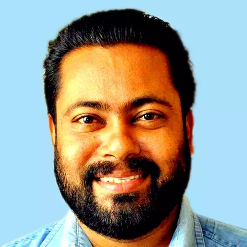 ബി​നോ​യ് പ​ന​ക്ക​ൽ