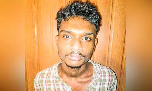 കാർ യാത്രക്കാരെ തടഞ്ഞുനിർത്തി ആക്രമിച്ചു; പ്രതി പിടിയിൽ