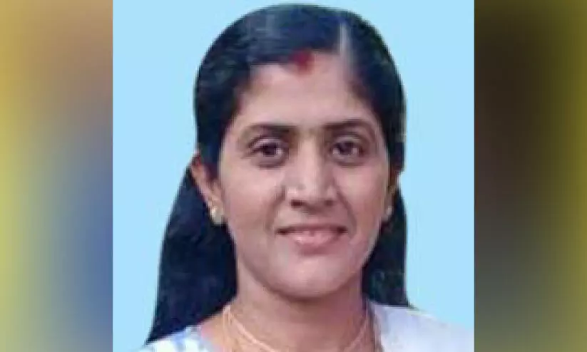 മകളെയുമെടുത്ത് പുഴയിൽ ചാടിയ ഗർഭിണി മരിച്ചു; കുഞ്ഞിനായി തിരച്ചിൽ തുടരുന്നു