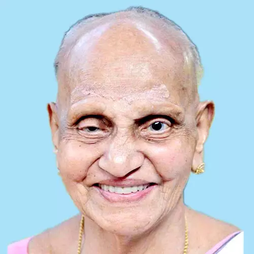 ല​ക്ഷ്മി​ക്കു​ട്ടി അ​മ്മ