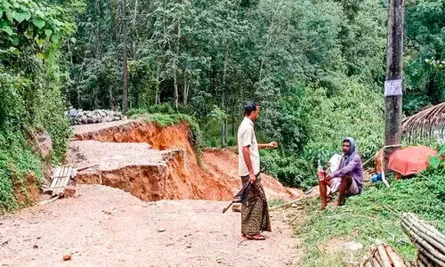 നല്ല റോഡുകൾ​ വേണം; മാങ്കുളം കാത്തിരിക്കുന്നു, തിരിഞ്ഞുനോക്കാതെ അധികൃതർ