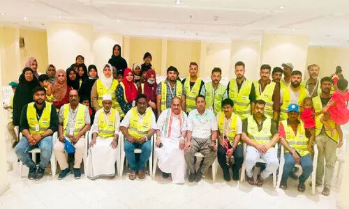 കെ.​പി.​സി.​സി സെ​ക്ര​ട്ട​റി മ​ജീ​ദി​ന് സ്വീ​ക​ര​ണം ന​ൽ​കി