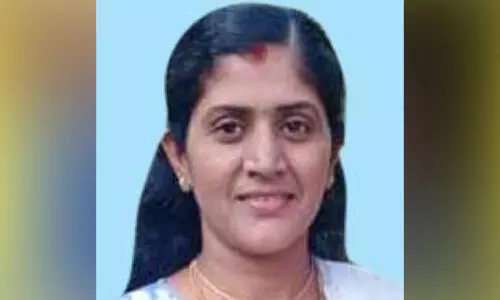 മകളെയുമെടുത്ത് പുഴയിൽ ചാടിയ ഗർഭിണി മരിച്ചു; കുഞ്ഞിനായി തിരച്ചിൽ തുടരുന്നു