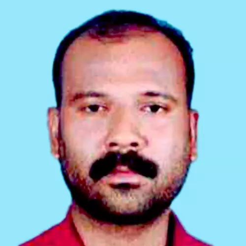 പെ​യി​ന്‍റി​ങ് തൊ​ഴി​ലാ​ളി​യു​ടെ മൃ​ത​ദേ​ഹം ചേ​റ്റു​വ പു​ഴ​യി​ൽ