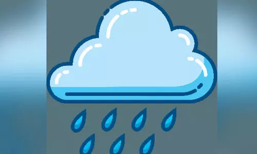 ചൂടിനാശ്വാസമായി മഴ; ജാഗ്രത നിർദേശം ചൂടിനാശ്വാസമായി മഴ; ജാഗ്രത നിർദേശം