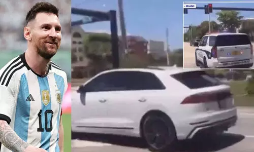 റെഡ് സിഗ്നൽ കത്തിയിട്ടും വാഹനം മുന്നോട്ടെടുത്തു; അപകടത്തിൽനിന്ന് തലനാരിഴക്ക് രക്ഷപ്പെട്ട് മെസ്സി