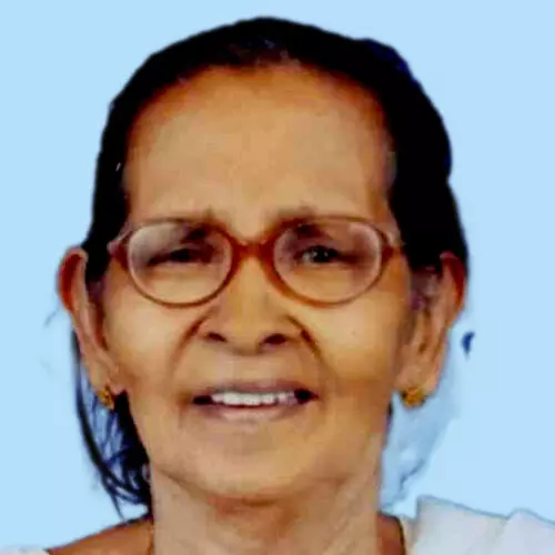 കു​ട്ടി​പ്പെ​ണ്ണ്