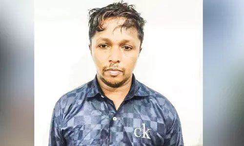 ബൈ​ക്ക് മോ​ഷ​ണ​ക്കേ​സ് പ്ര​തി​യെ ക​സ്റ്റ​ഡി​യി​ൽ വാ​ങ്ങി