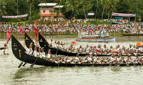 നെഹ്റുട്രോഫി വള്ളംകളി നടത്തിപ്പിന് 2.13 കോടിയുടെ ബജറ്റ് നെഹ്റുട്രോഫി വള്ളംകളി നടത്തിപ്പിന് 2.13 കോടിയുടെ ബജറ്റ് 