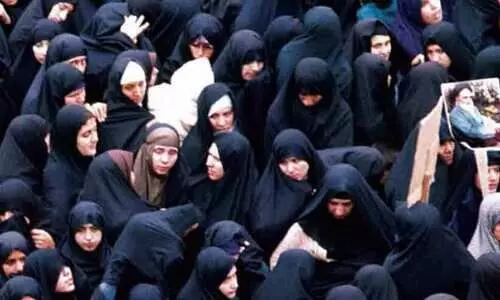 വീണ്ടും ഹിജാബ് നിയമം കടുപ്പിച്ച് ഇറാൻ വീണ്ടും ഹിജാബ് നിയമം കടുപ്പിച്ച് ഇറാൻ