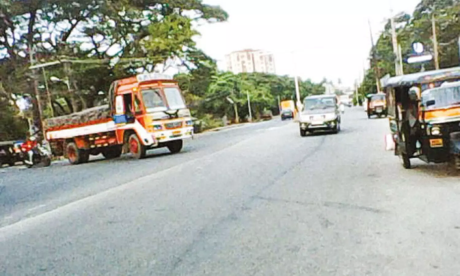 കൽമണ്ഡപം - മണലി റോഡ് ജങ്ഷന്‍: സിഗ്നൽ സംവിധാനമില്ല, വലഞ്ഞ് യാത്രക്കാർ
