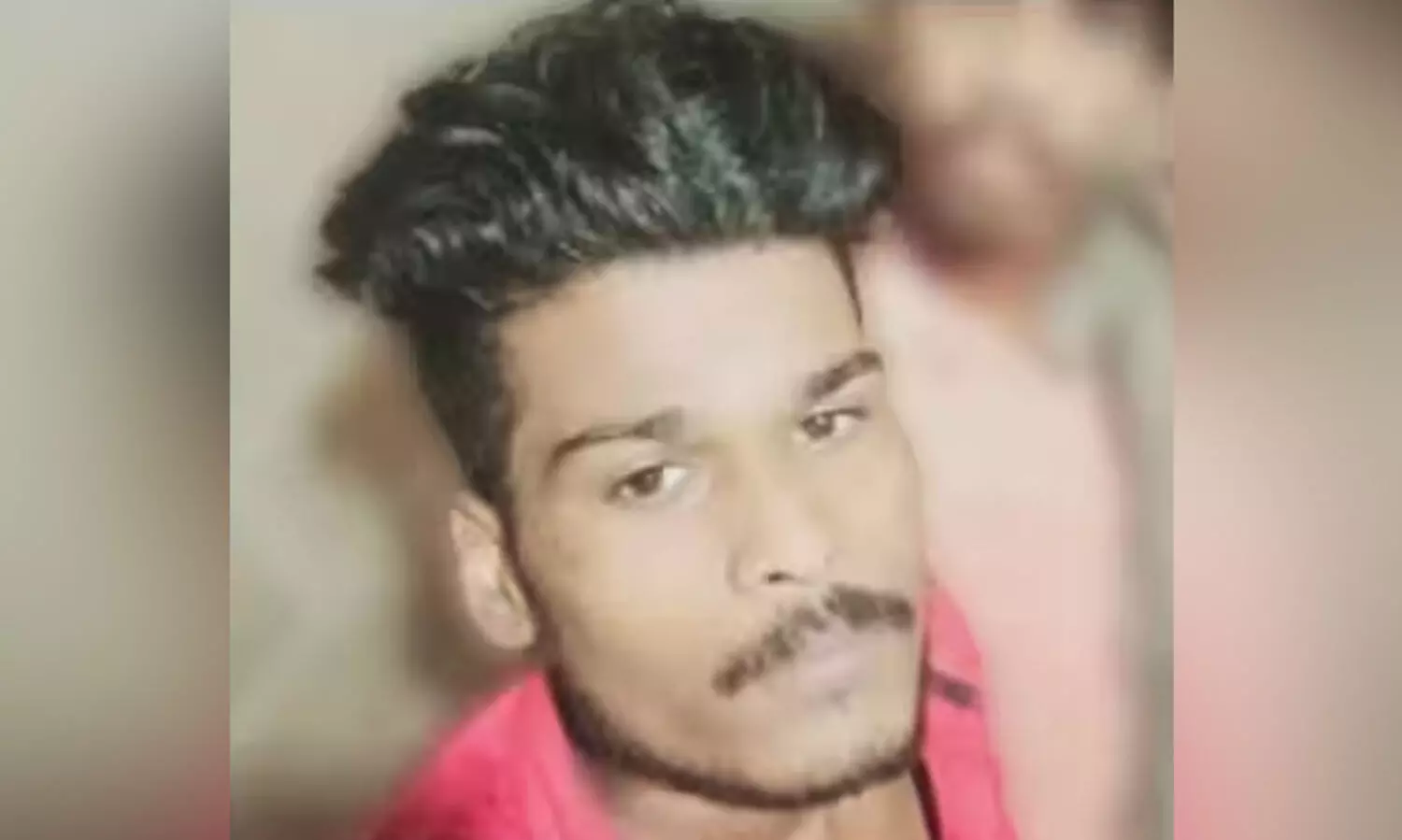 യുവാവ് വീട്ടിൽ മരിച്ചനിലയിൽ; മാതാപിതാക്കളും സഹോദരനും കസ്റ്റഡിയിൽ