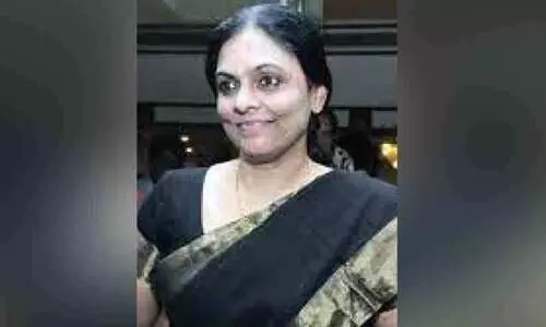 സ​മാ​ജ​ത്തി​ൽ വി​ദ്യാ​രം​ഭം; ഡോ. ​ബി. സ​ന്ധ്യ കു​ട്ടി​ക​ൾ​ക്ക് ആ​ദ്യ​ക്ഷ​രം കു​റി​ക്കും