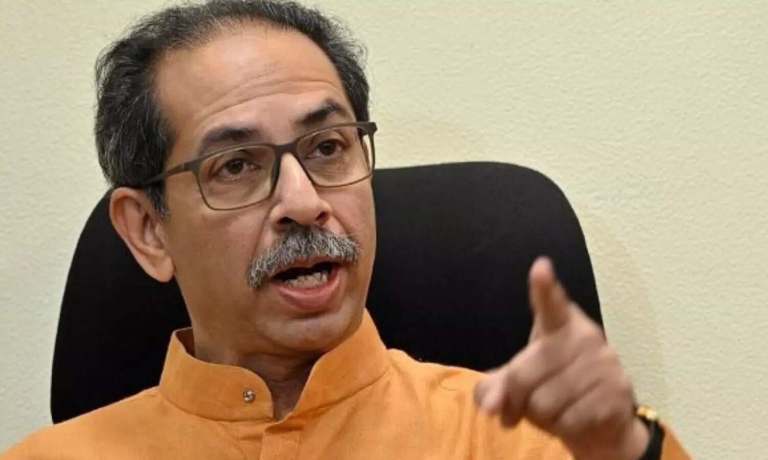 രാജ്യം ഞങ്ങൾക്ക് കുടുംബം, അതിനായാണ് പോരാട്ടം; മോദിക്ക് മറുപടിയുമായി ഉദ്ധവ് താക്കറെ