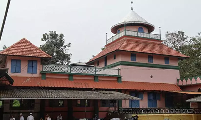 മമ്പുറം ആണ്ട് നേർച്ചക്ക് നാളെ കൊടിയേറും; അക്കാദമിക സെമിനാർ 23ന് മമ്പുറം ആണ്ട് നേർച്ചക്ക് നാളെ കൊടിയേറും; അക്കാദമിക സെമിനാർ 23ന്