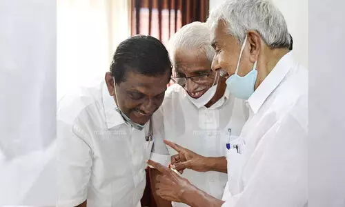 ഉമ്മൻചാണ്ടി: മനുഷ്യരുടെ കണ്ണീരൊപ്പിയ നേതാവ് -പി.ജെ. ജോസഫ്