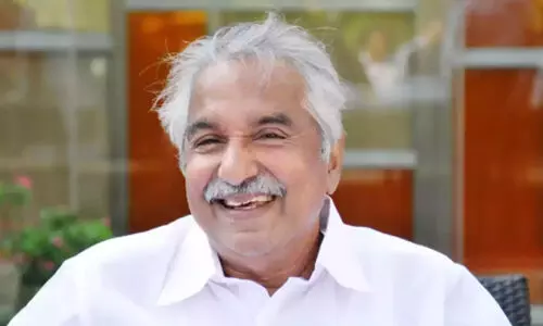 ഉമ്മൻചാണ്ടിയുടെ ഭൗതികശരീരം ഉടൻ എത്തും; സമയക്രമം ഇങ്ങ​​നെ...