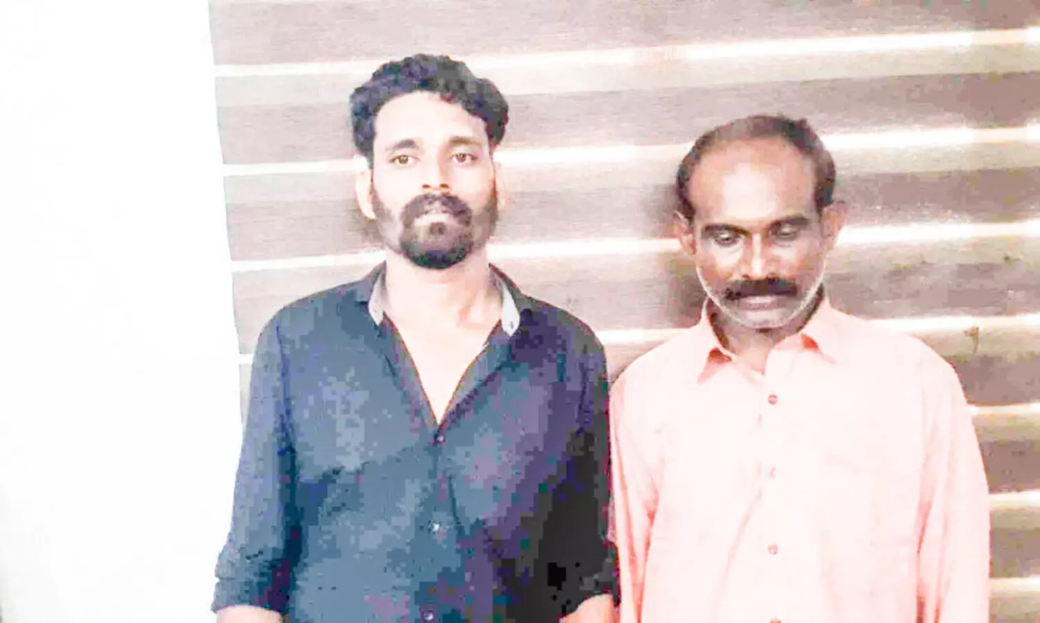 വീടുകളിൽ മോഷണം; രണ്ടുപേർ അറസ്​റ്റിൽ