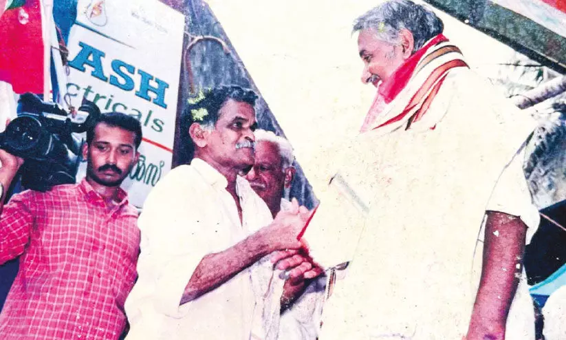 നേ​താ​വി​ന്റെ ആ​വ​ശ‍്യ​മ​നു​സ​രി​ച്ച് സ്ഥാ​നം ത്യ​ജി​ച്ച ഓ​ർ​മ​യി​ൽ സി.​വി