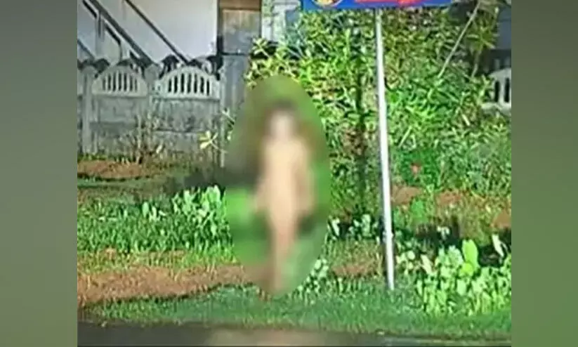 `ഉറക്കത്തിൽ മൂന്ന് കിലോമീറ്റർ നടന്ന് കുരുന്ന് ; അർധരാത്രി രക്ഷകനായി ബാർ ഉടമ `ഉറക്കത്തിൽ മൂന്ന് കിലോമീറ്റർ നടന്ന് കുരുന്ന് ; അർധരാത്രി രക്ഷകനായി ബാർ ഉടമ