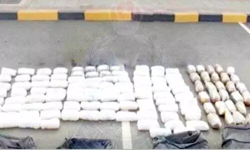 മ​യ​ക്കു​മ​രു​ന്നു​മാ​യി നാ​ലു​ വി​ദേ​ശി​ക​ൾ പി​ടി​യി​ൽ