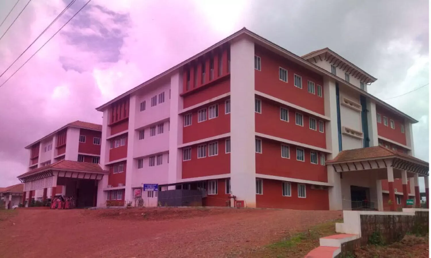 കാസർകോട് മെഡിക്കൽ കോളജ്; ഉമ്മൻ ചാണ്ടിയോട് നീതി പുലർത്തുമോ​?