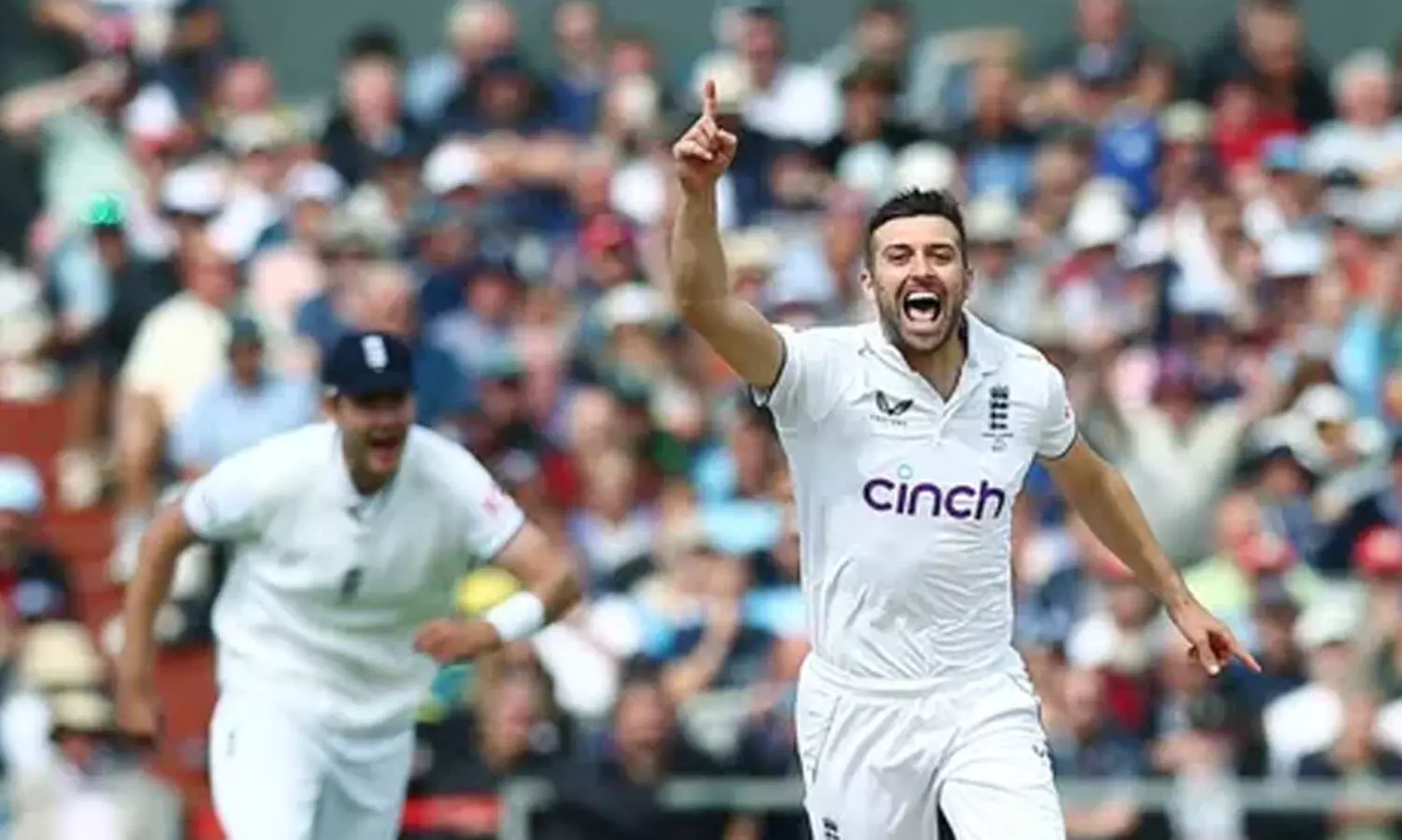 ആഷസിൽ ജയം മണത്ത് ഇംഗ്ലണ്ട്